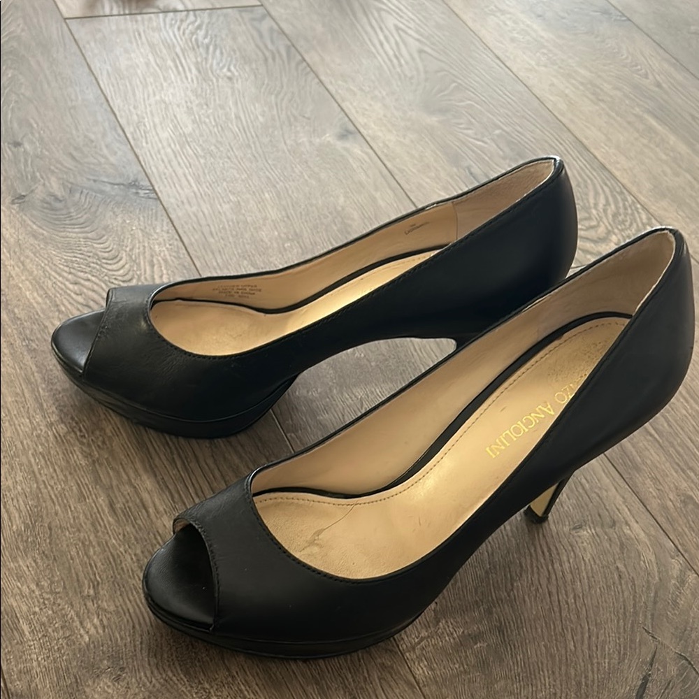 Enzo Angiolini platform heels